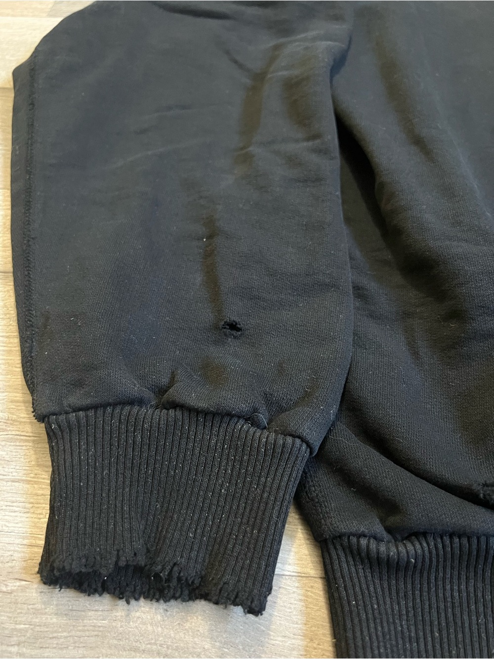 Vintage Harley-Davidson Montreal Crewneck Sweatshirt Distressed Thrashed XL - Picture 6 of 9